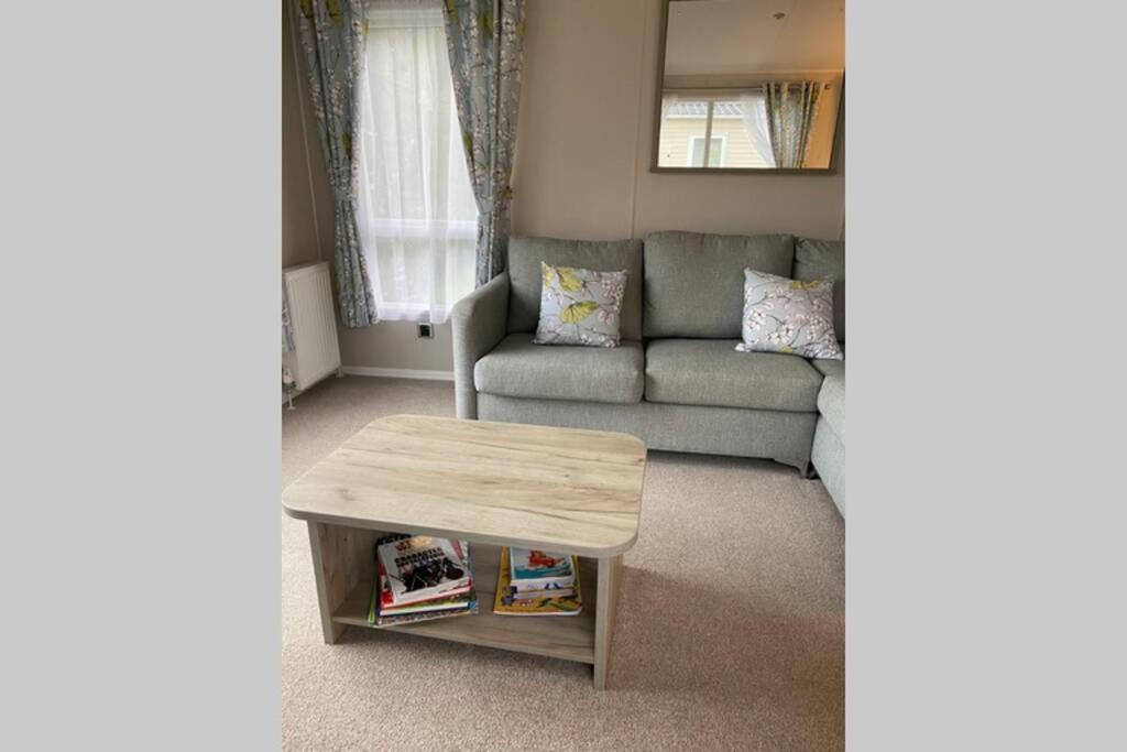 Glade Lodge- North Devon Coast, Bideford Bay Caravan Park Luaran gambar
