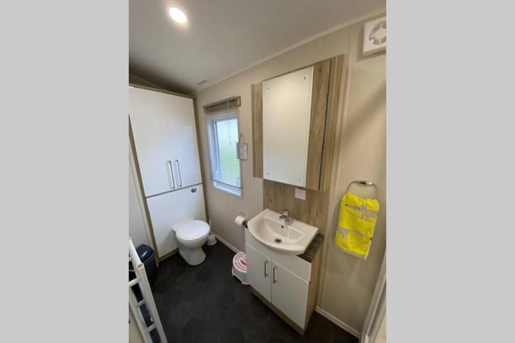 Glade Lodge- North Devon Coast, Bideford Bay Caravan Park Luaran gambar